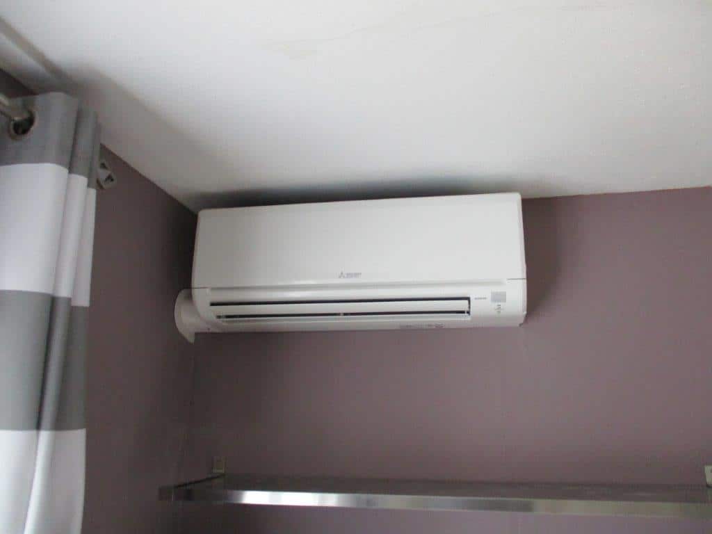 Master bedroom in Salem gets perfect comfort at last with mitsubishi ductless