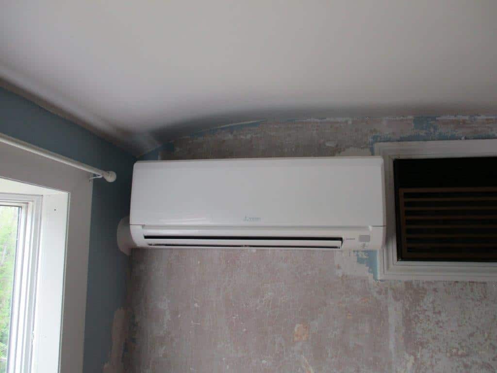 Salem bedroom deserves the comfort of Mitsubishi Ductless