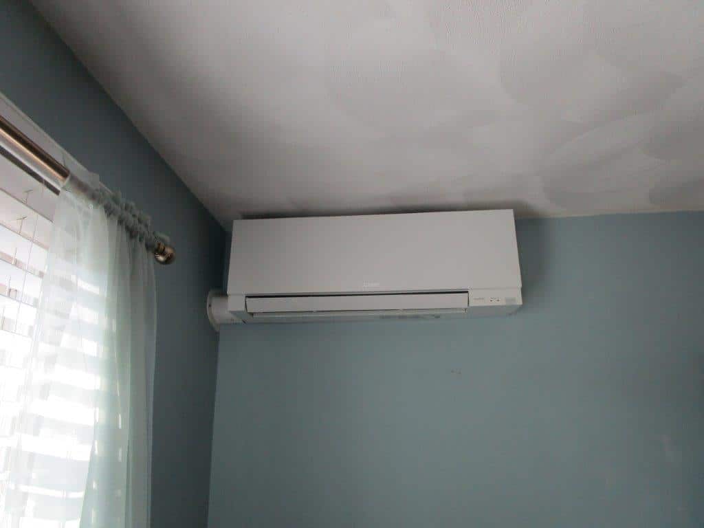 Ductless air conditioning unit offers zoned heating and cooling