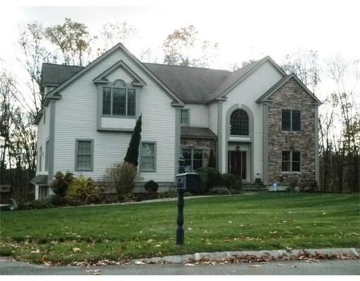 Colonial home in Georgetown, MA, gets HVAC renovation.