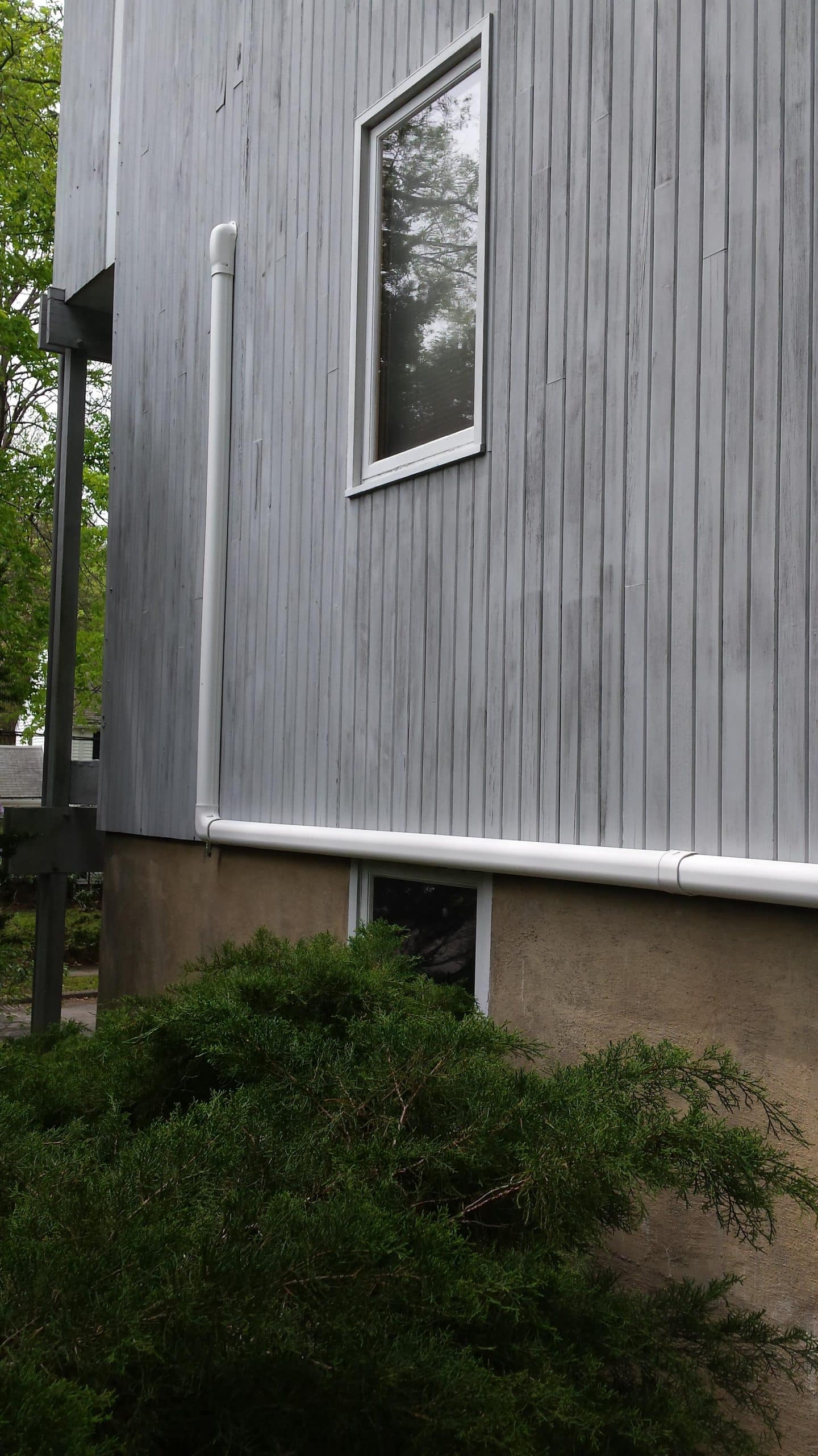 Outdoor example of ductless mini split system in Newton, MA