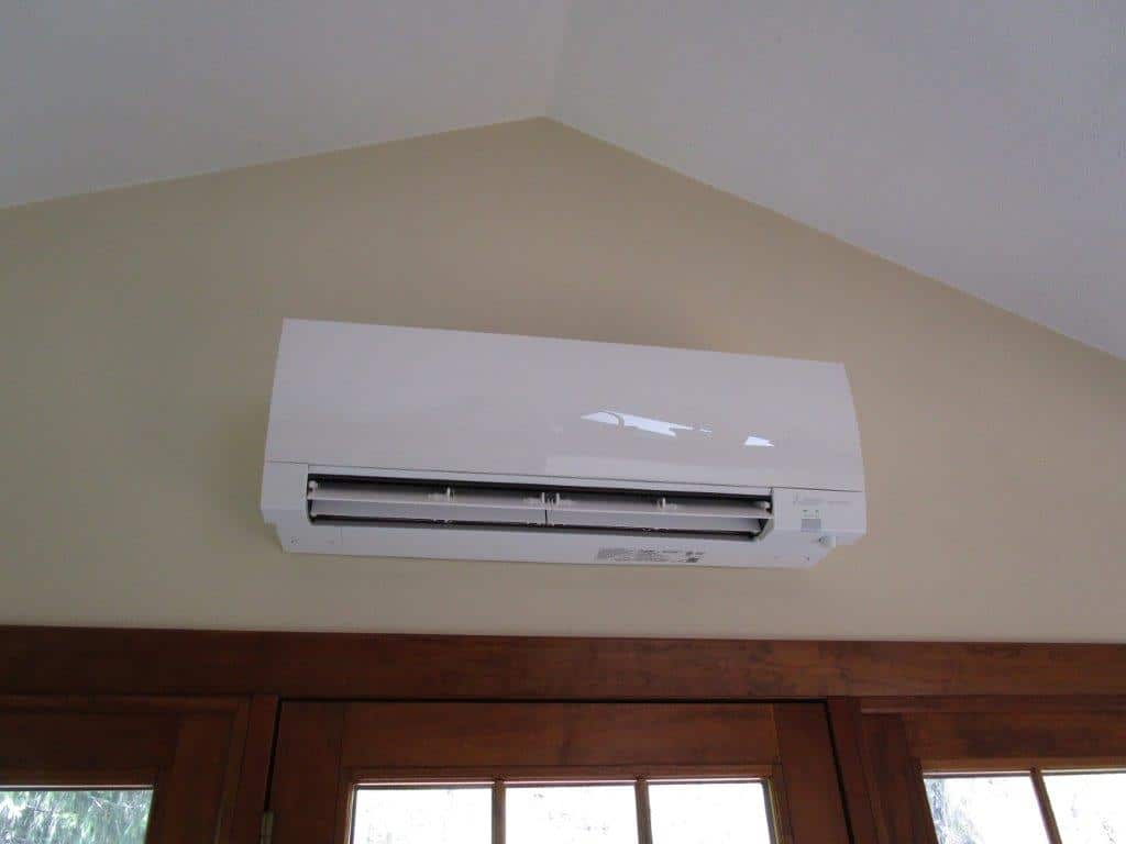 Mitsubishi ductless HVAC unit in North Reading, MA sun room