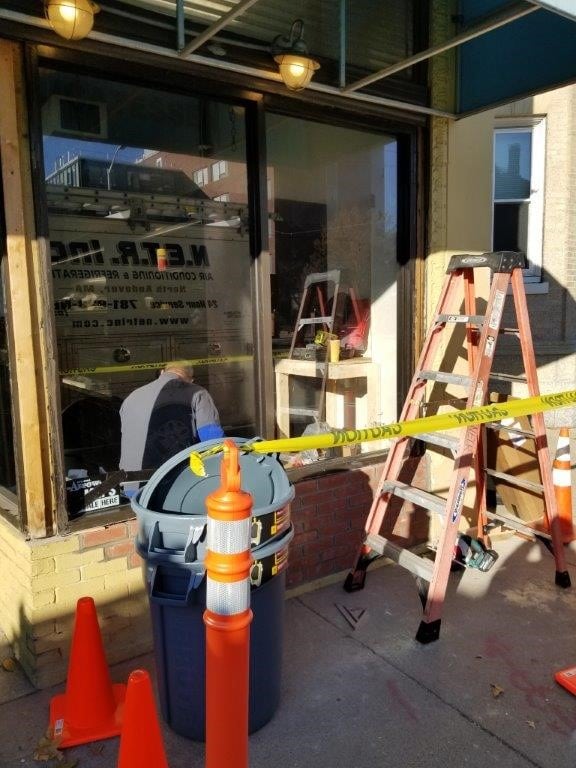 Montrose Spa convenience store in Cambridge, MA Zero Zoned refrigeration install.