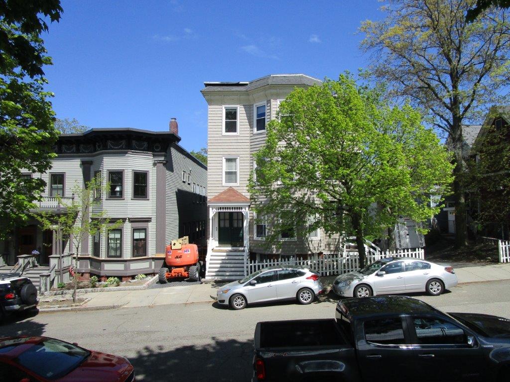 Boston home receives ductless heating and cooling system.