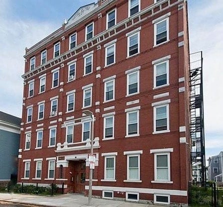 Ductless mini split system installed in Boston brownstone.