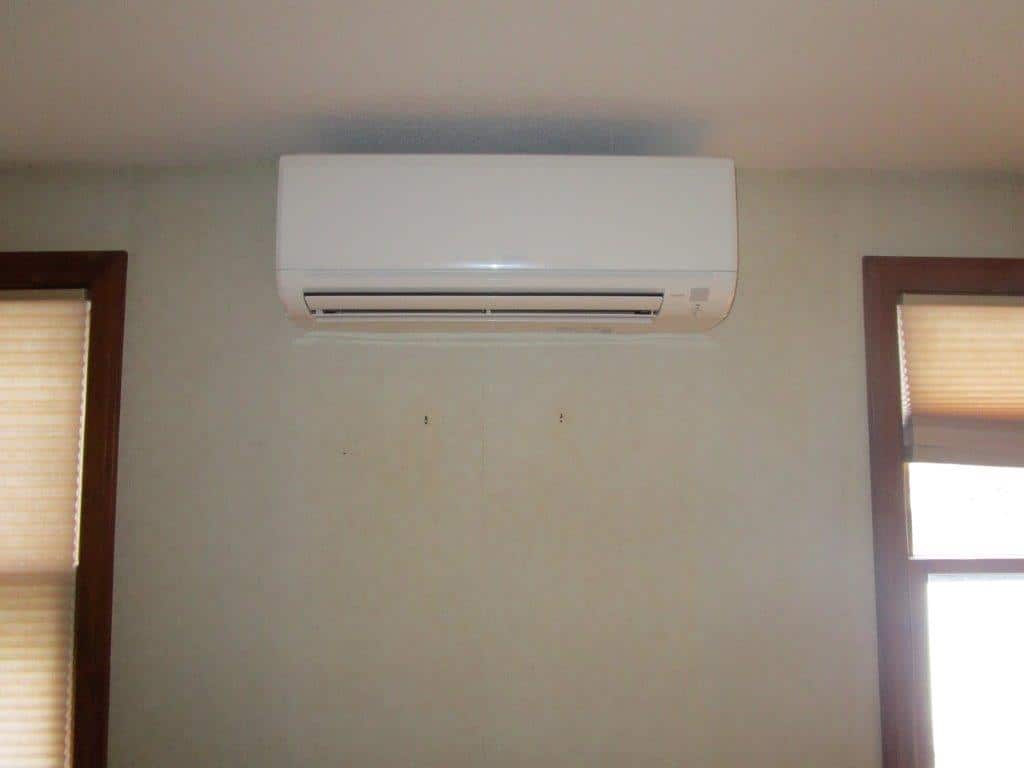 Example of ductless installation in the office.