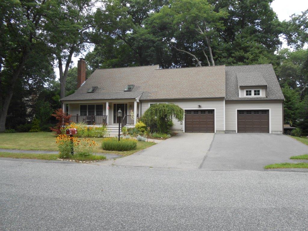 Ductless heating and air conditioning improves the comfort of this Natick, MA home