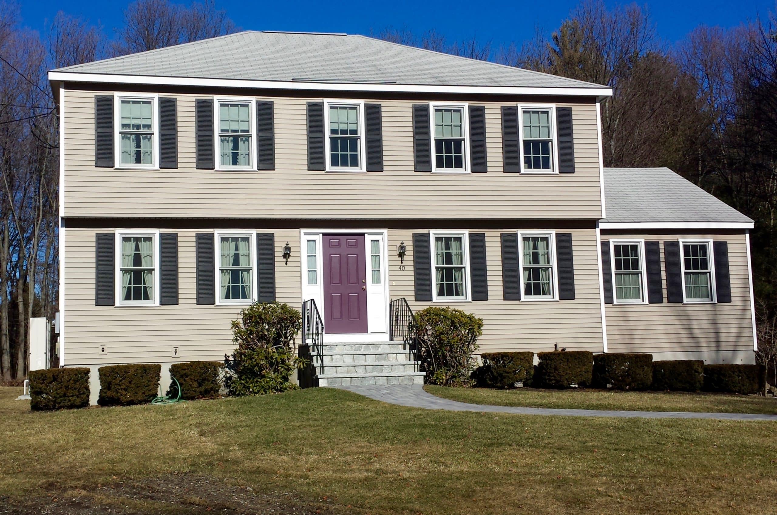 Home in Tewksbury, MA, gets a new ductless heating and cooling system.