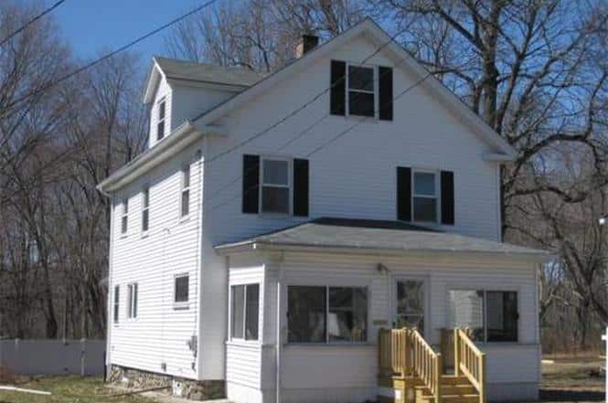 Ductless Units Provide Zoned Heating And Cooling for Concord MA Colonial