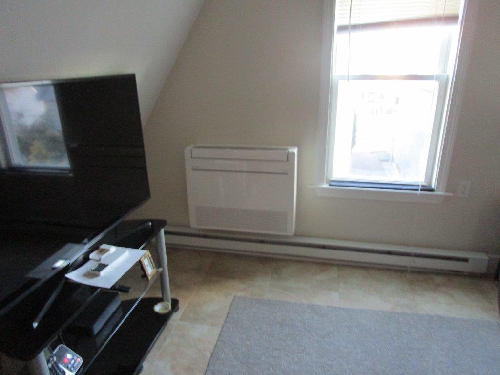 Mitsubishi ductless HVAC for third floor living in Everett MA