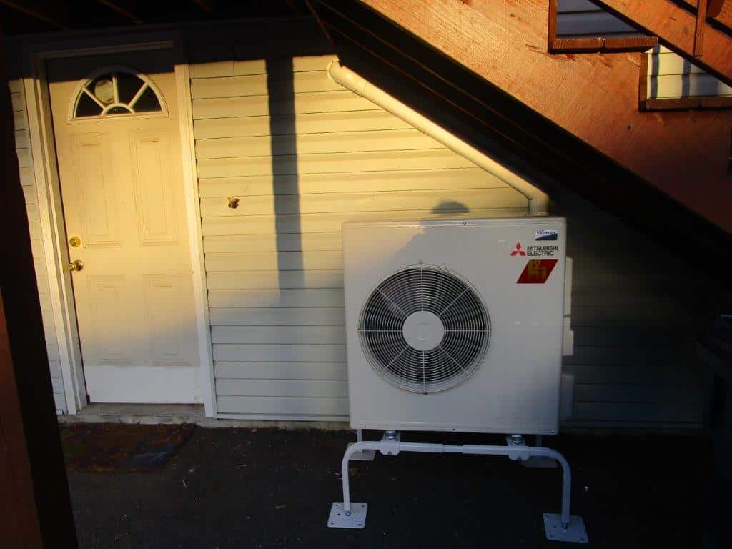 Everett MA outdoor heat pump for ductless HVAC