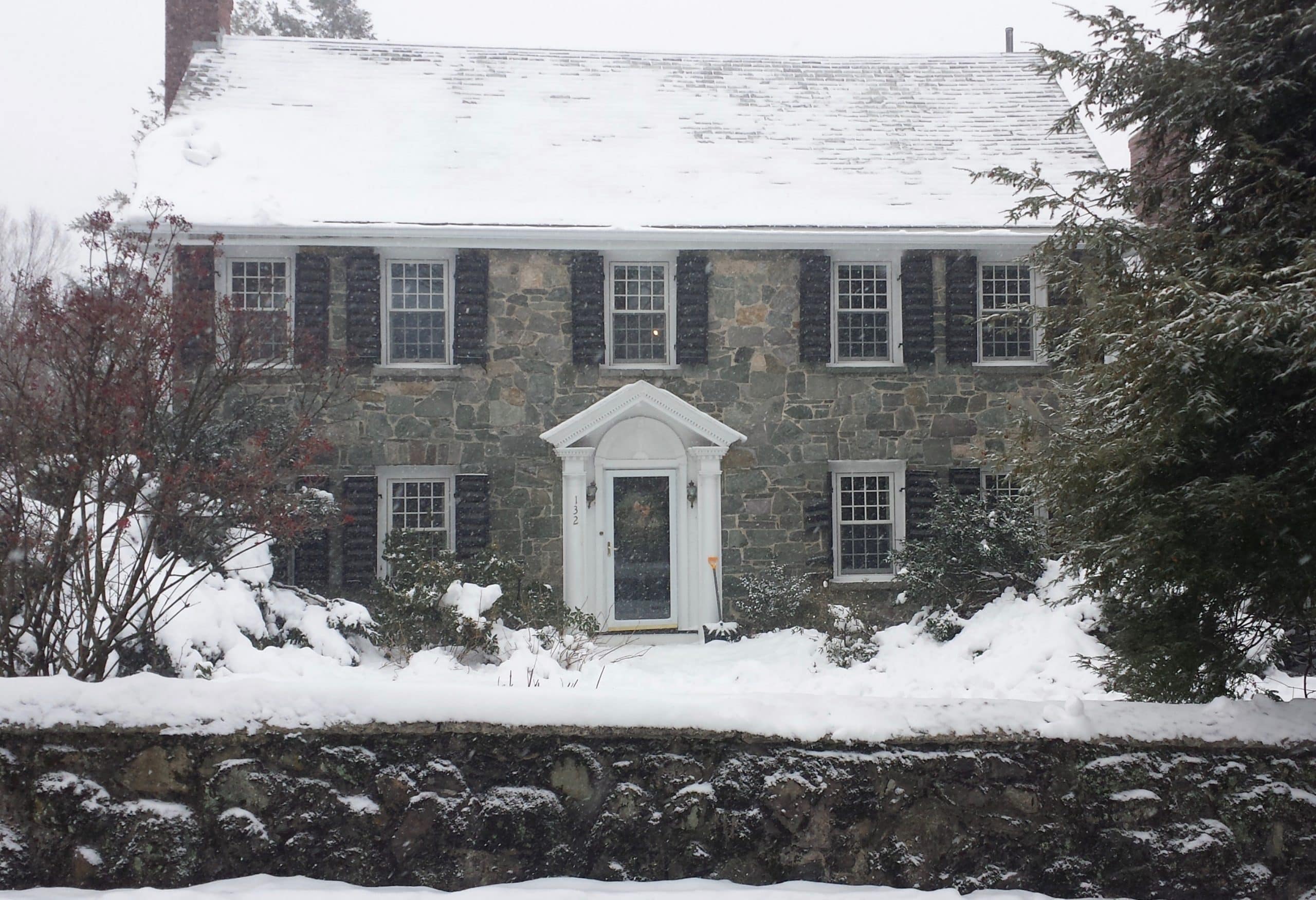 Newton MA colonial gets Mitsubishi ductless heating and cooling.