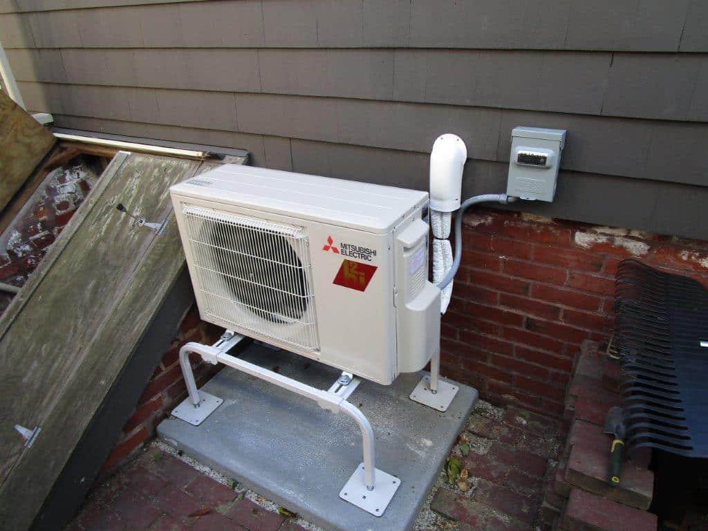 Mitsubishi heat pump in Somerville provides year round comfort