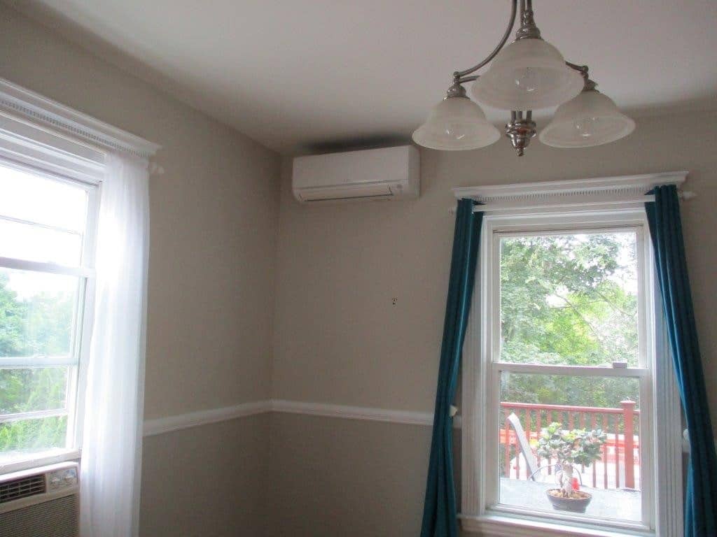 Example of an indoor Mitsubishi ductless wall AC in Boston, MA. 