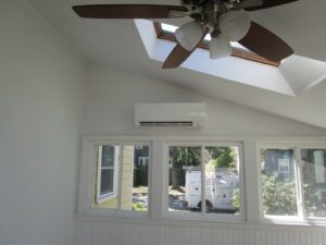 Mitsubishi Electric ductless mini split installed in a sunroom in Melrose, MA. 